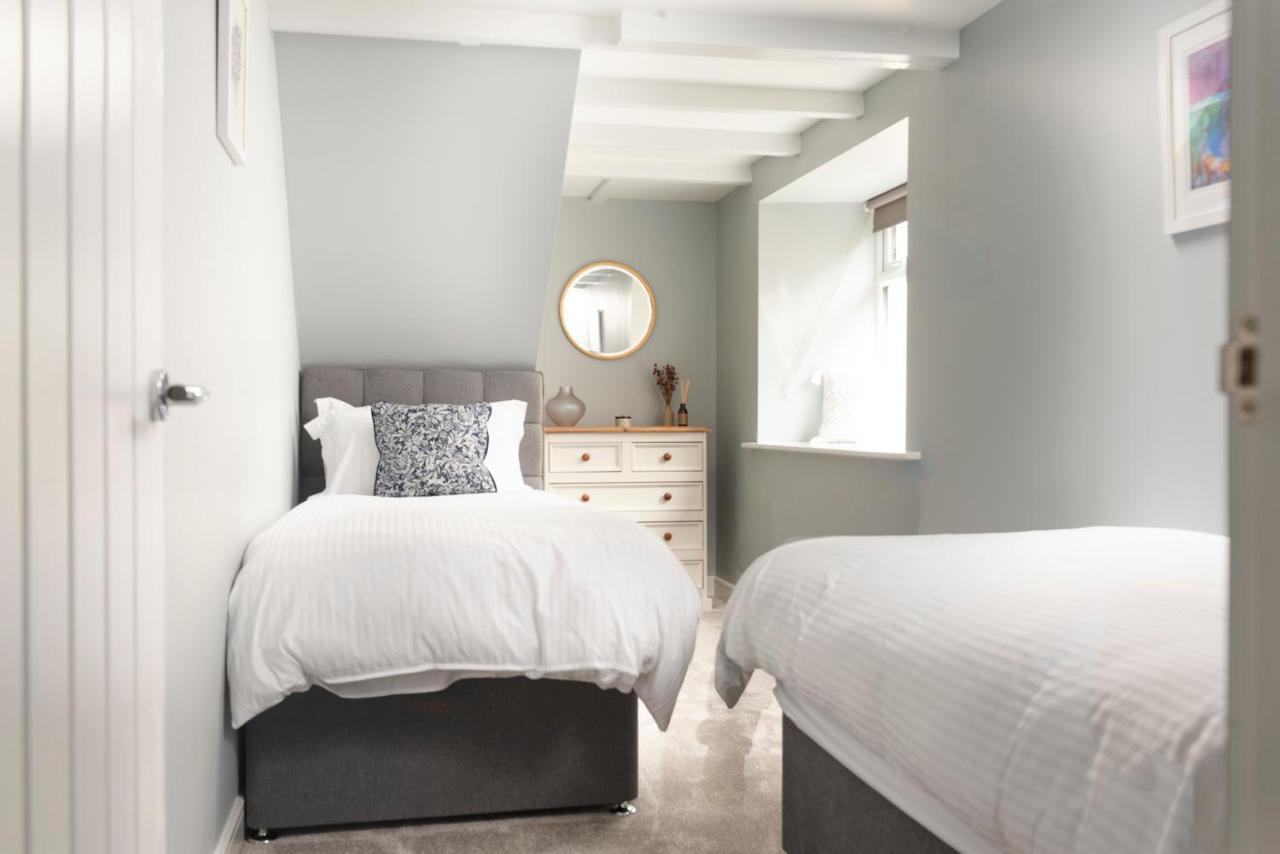 Sun trap Apartment Porthleven Bagian luar foto