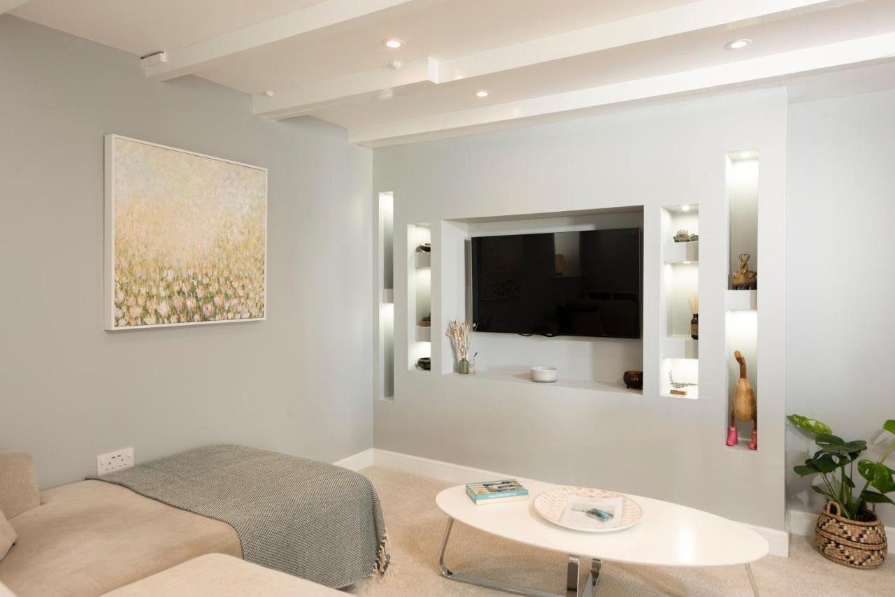 Sun trap Apartment Porthleven Bagian luar foto